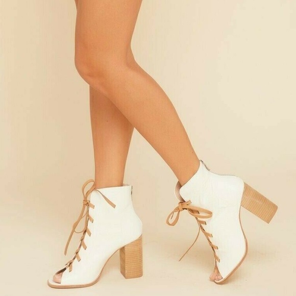 Chinese Laundry Shoes - KRISTIN CAVALLARI White Snake Leather Ankle Boots